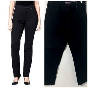 Gloria Vanderbilt Amanda Stretch Fabric Size 14 High Rise Straight Leg Jeans EUC